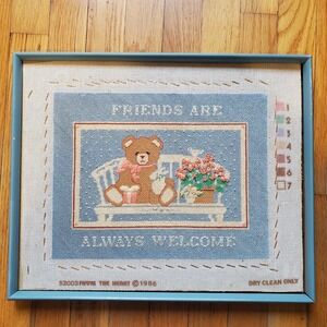 Friends are always welcome bear on bench complete needlepoint vintage 1986